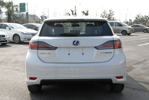 雷克萨斯CT200h 南京协众4S专营店实拍