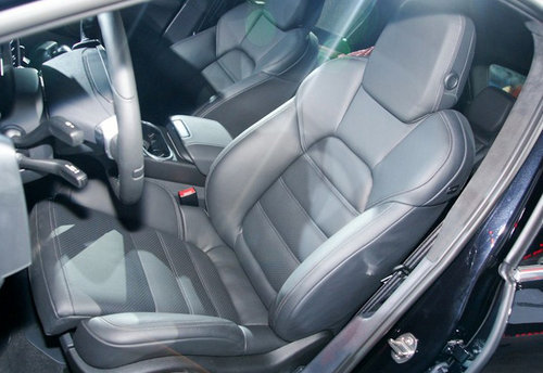 全新2012款保时捷卡宴  天津现车大酬宾