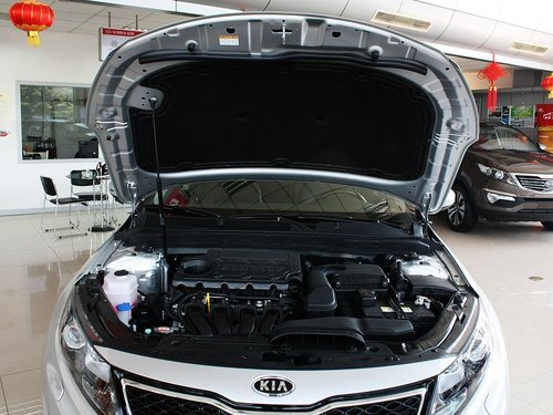 起亚K5现金优惠1万元 送万元装饰大礼包