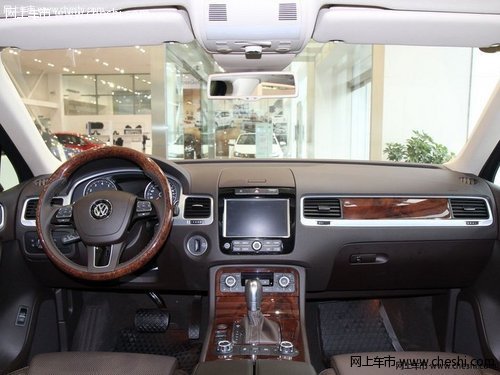 大众途锐车展期间购车优惠2万送2万精品