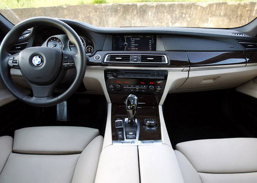 进口宝马7系730i/740i 天津现车促销价