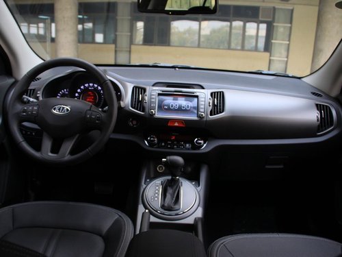 河南广发东风悦达起亚4S店 智跑