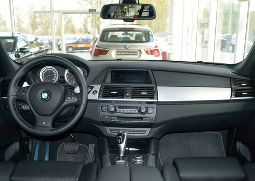 2012款美规版宝马X5  天津现车特惠出售