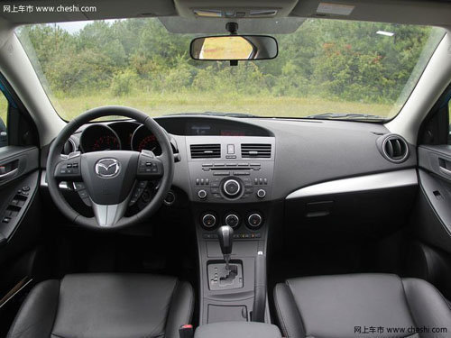 马自达3星骋优惠8000元 现车有售开回家