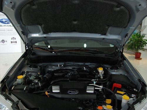 清远斯巴鲁4S店  森林人