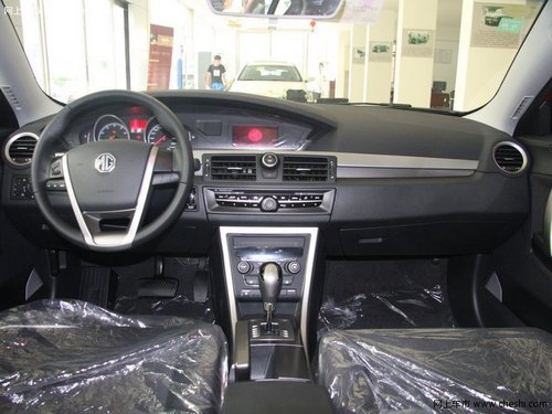 2012款MG6贺岁版  购车尊享1.4万元优惠