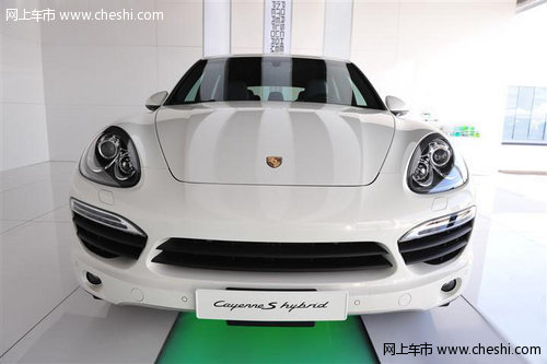 2012款保时捷卡宴