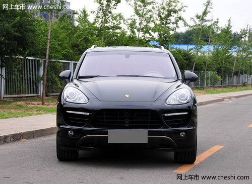 2012款保时捷卡宴