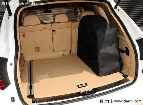 2012款保时捷卡宴