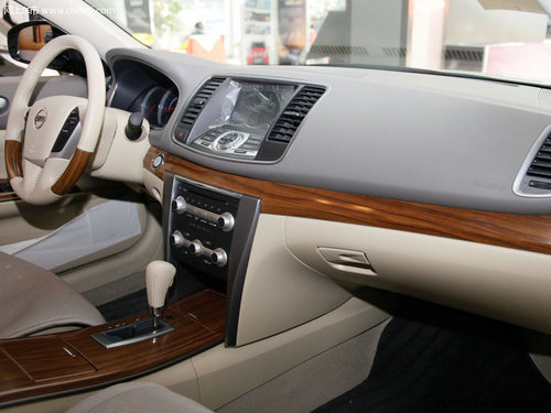 唐山东风日产冀东店