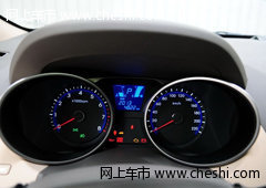 北京现代ix35 仪表盘特写