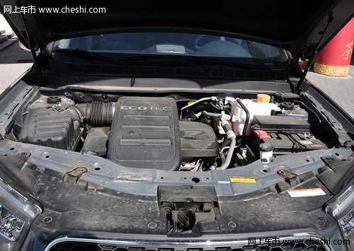 雪佛兰科帕奇 发动机局部特写