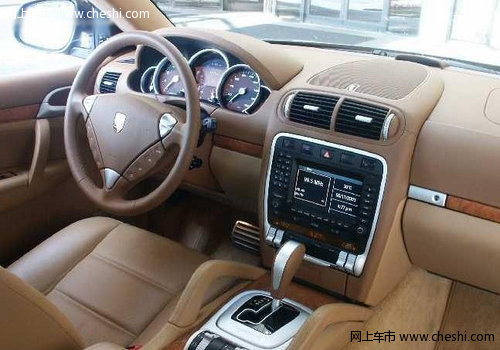 2012款保时捷卡宴中规版