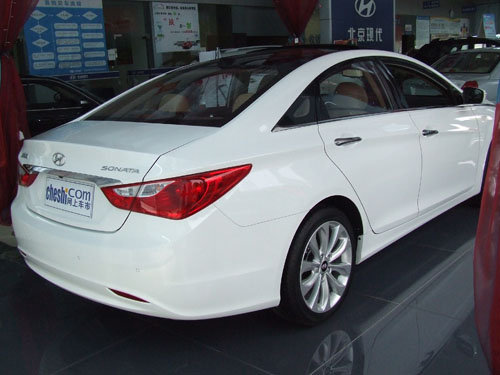 北京现代宜昌腾龙4S店