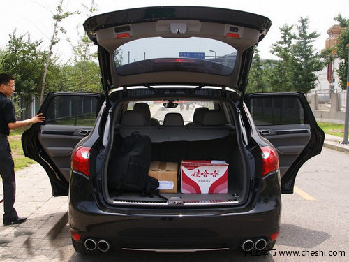 全新保时捷卡宴美规版