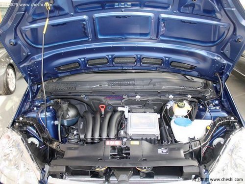 青岛 奔驰 三合