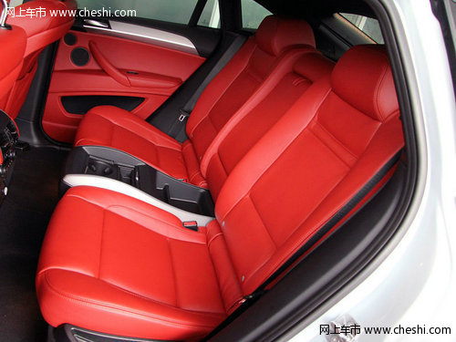 2012款宝马X6美规版  天津现车90万促销