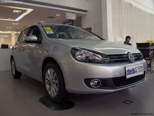 重庆一汽大众4S店 购大众高尔夫优惠3万元 现车有售