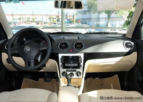 鄂尔多斯德力上海大众朗逸