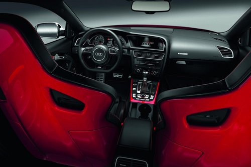 2012款奥迪RS5小改款 四月上市/售60万元