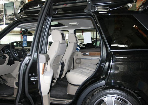 2012款路虎揽胜运动版现车  天津港有售