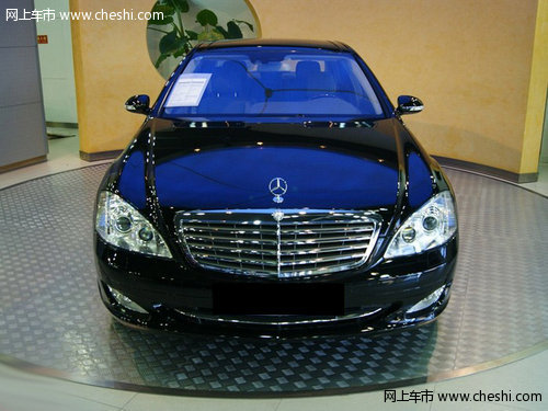 新款奔驰S600  天津现车超多优惠颜色全