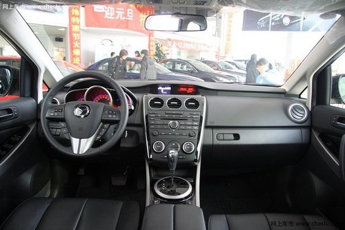 进口马自达CX-7现金优惠5000元 购车需预定