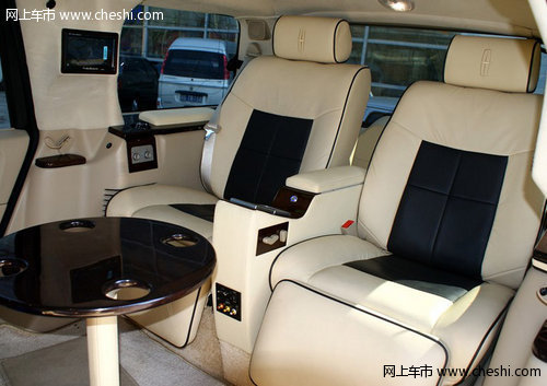 进口林肯领航员售128万 天津润伟达热销