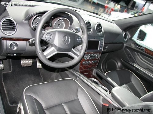 老款奔驰ML300深圳优惠7万元 有现车供应