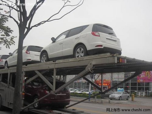 吉利全球鹰首款城市SUV登陆东莞顺隆