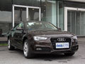 采用全新家族前脸 实拍2012款奥迪A5