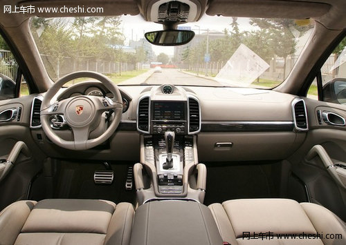 进口保时捷卡宴3.0/4.8S  天津展厅现车