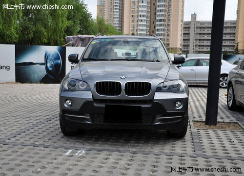 2012款宝马X5  天津港现车72万特价酬宾