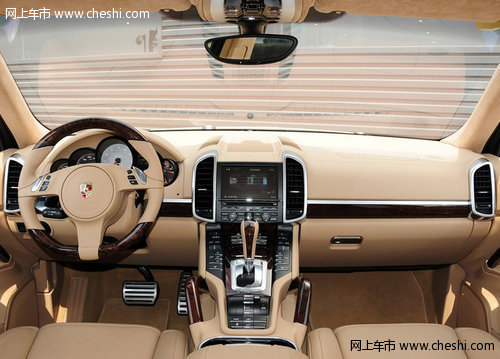 新款保时捷卡宴 天津现车119万优惠多多