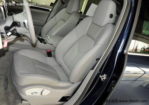 进口保时捷卡宴美规版黑色  天津高配车