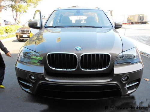 2012款棕色宝马X5中配  天津现车74.5万