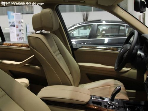 新宝马X5美规版  天津部分现车优惠促销