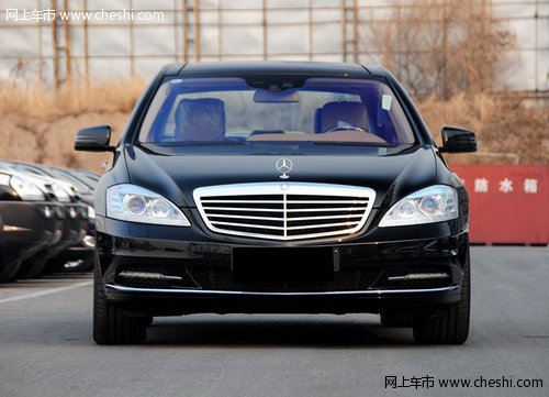 全新进口奔驰S级 天津现车最高优惠40万
