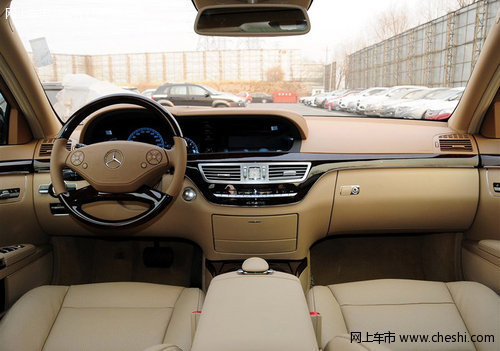 2012款奔驰S级全系现车 天津港大幅优惠