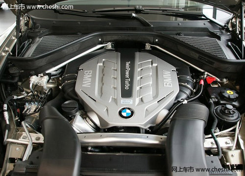 2012新款宝马X5  天津现车最低仅售72万