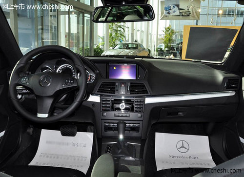 2012款奔驰E260 天津港7速现车直降11万