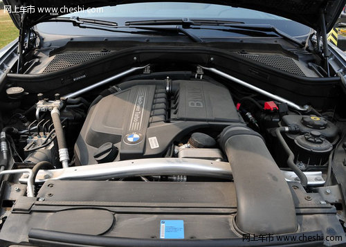 2012款主打色银色宝马X5  限量现车74万