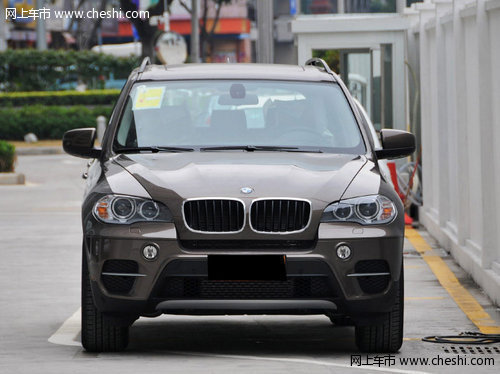 2012款宝马X5美规版  现车特价70万酬宾