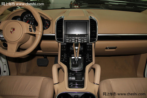 新款保时捷卡宴美规版  现车低价手续齐