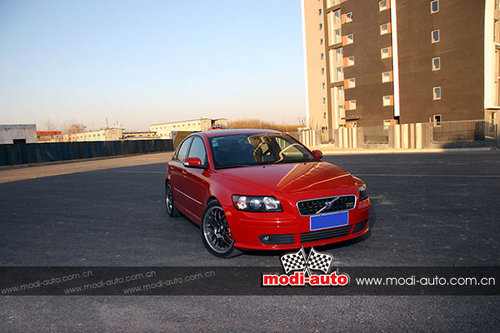 小试身手 VOLVO S40 T5 低调改装的魅力