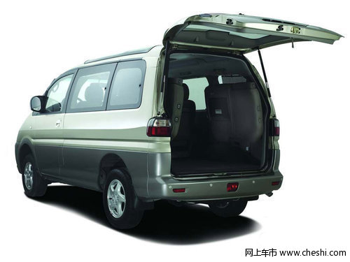 菱智1.6L优惠2000元  赠1000元装潢礼包