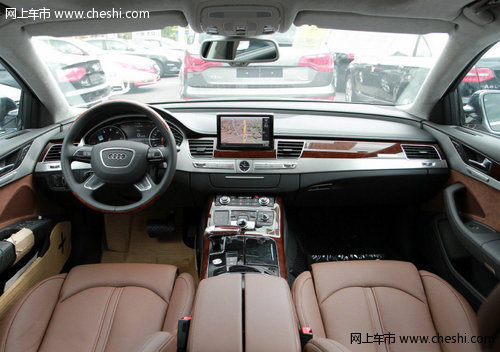 2012款进口奥迪A8  天津港现车最新报价