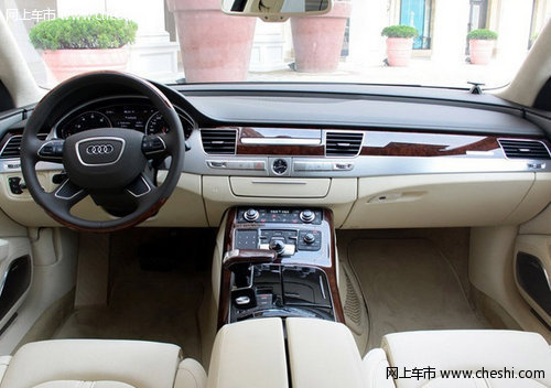 进口奥迪A8L美规版4.2L降38万 天津特卖