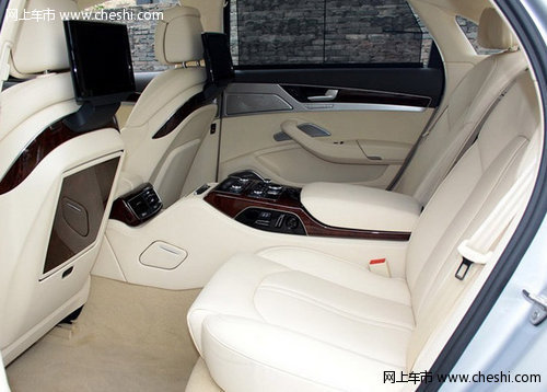 进口奥迪A8L美规版4.2L降38万 天津特卖