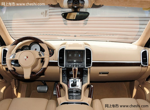 2012款保时捷卡宴3.0  天津现车118万元